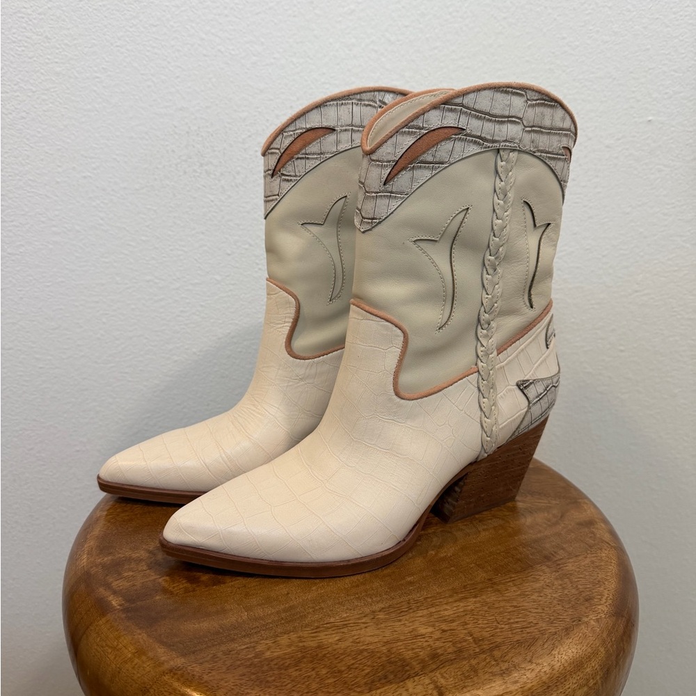 Dolce Vita Cream and Tan Western Boots